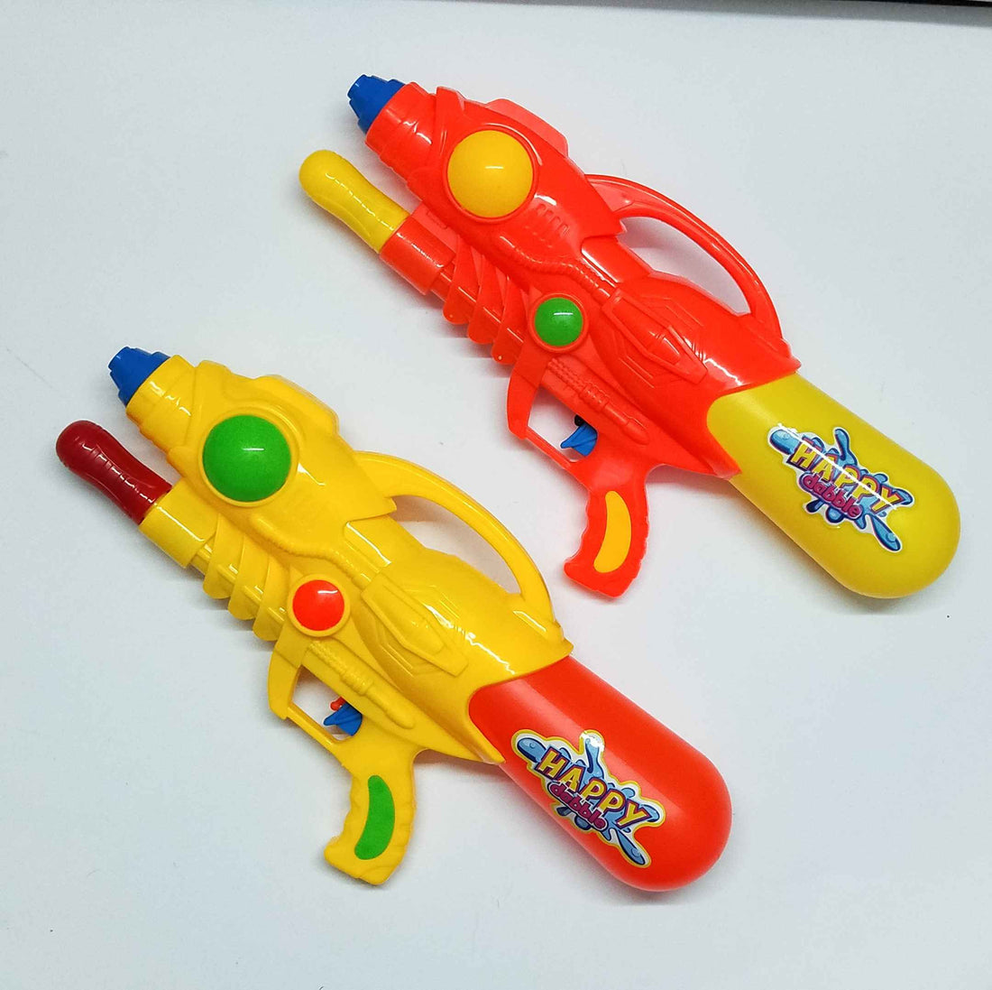 GUNS