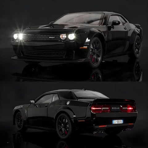 1:32 Dodge Challenger Die-Cast Alloy Model Car